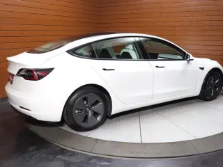 Tesla Model 3 2023 4dr Sedan