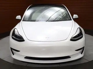 Tesla Model 3 2023 4dr Sedan