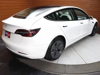 Tesla Model 3 2023 4dr Sedan