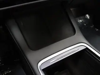 Tesla Model 3 2023 4dr Sedan