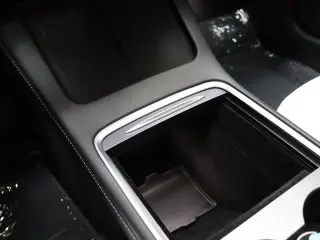 Tesla Model 3 2023 4dr Sedan