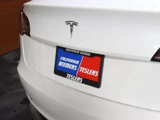 Tesla Model 3 2023 4dr Sedan