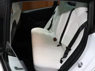 Tesla Model 3 2023 4dr Sedan
