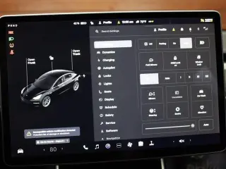 Tesla Model 3 2019 Mid Range 4dr Fastback