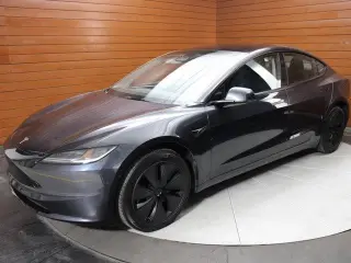 Tesla Model 3 2024 Long Range 4dr Sedan
