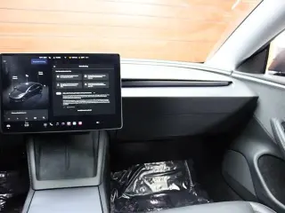 Tesla Model 3 2024 Long Range 4dr Sedan