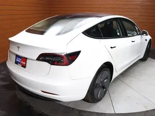 Tesla Model 3 2023 4dr Sedan