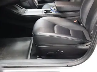 Tesla Model 3 2023 4dr Sedan