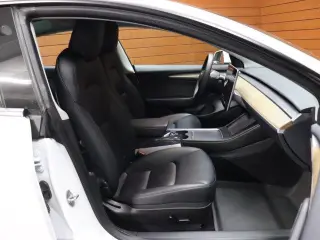 Tesla Model 3 2023 4dr Sedan