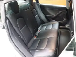 Tesla Model 3 2023 4dr Sedan