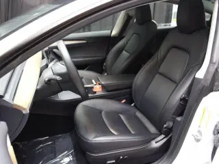 Tesla Model 3 2023 4dr Sedan