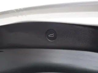 Tesla Model 3 2023 4dr Sedan