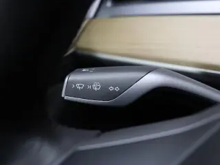 Tesla Model 3 2023 4dr Sedan