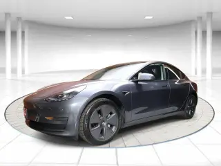 Tesla Model 3 2023 4dr Sedan