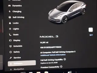 Tesla Model 3 2023 4dr Sedan