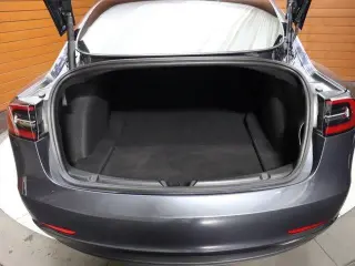 Tesla Model 3 2023 4dr Sedan