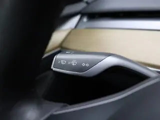 Tesla Model 3 2023 4dr Sedan