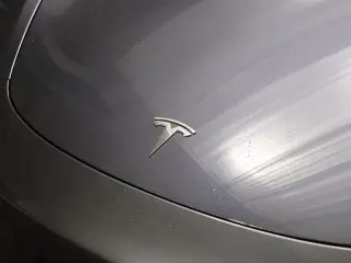 Tesla Model 3 2023 4dr Sedan