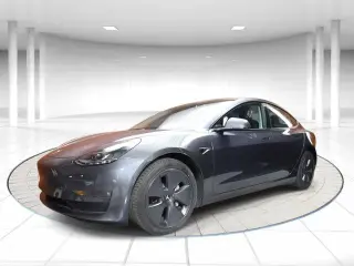 Tesla Model 3 2023 4dr Sedan