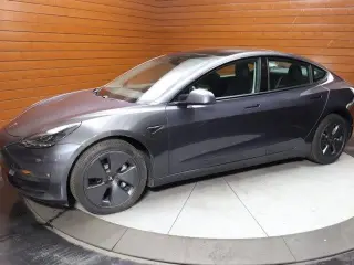 Tesla Model 3 2023 4dr Sedan