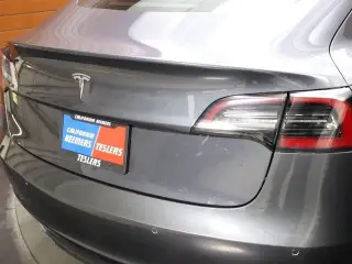 Tesla Model 3 2023 4dr Sedan