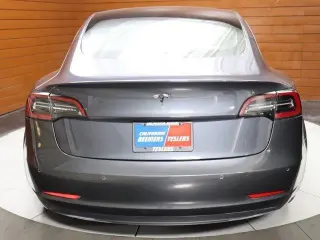 Tesla Model 3 2023 4dr Sedan