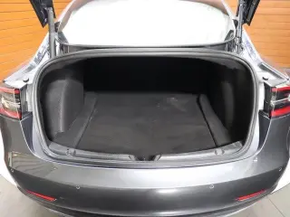 Tesla Model 3 2023 4dr Sedan