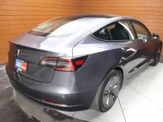 Tesla Model 3 2023 4dr Sedan