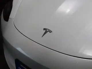Tesla Model 3 2023 4dr Sedan