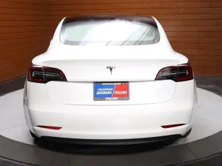 Tesla Model 3 2023 4dr Sedan