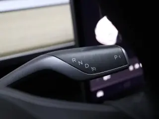 Tesla Model 3 2023 4dr Sedan