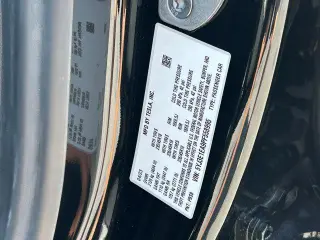 Tesla Model 3 2023 4dr Sedan