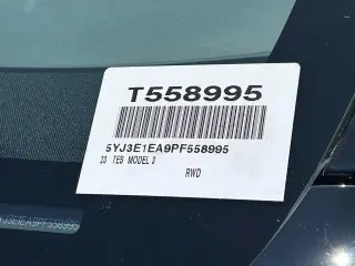 Tesla Model 3 2023 4dr Sedan