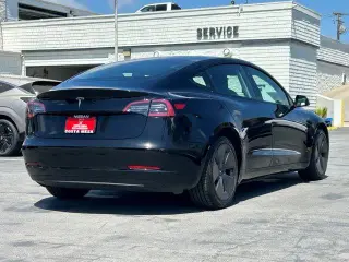 Tesla Model 3 2023 4dr Sedan