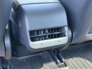 Tesla Model 3 2023 4dr Sedan
