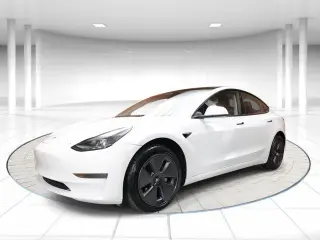Tesla Model 3 2023 4dr Sedan
