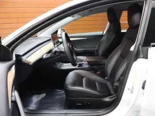 Tesla Model 3 2023 4dr Sedan