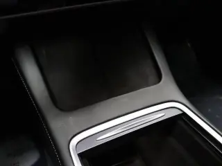 Tesla Model 3 2023 4dr Sedan