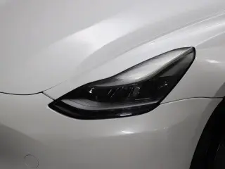 Tesla Model 3 2023 4dr Sedan