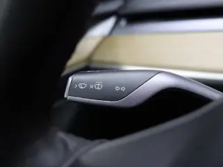 Tesla Model 3 2023 4dr Sedan