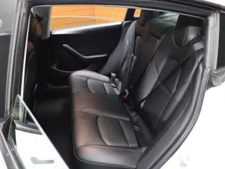 Tesla Model 3 2023 4dr Sedan