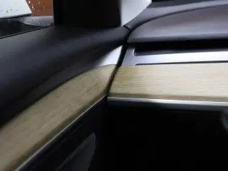 Tesla Model 3 2023 4dr Sedan