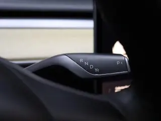 Tesla Model 3 2023 4dr Sedan