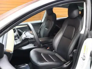 Tesla Model 3 2023 4dr Sedan