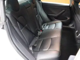 Tesla Model 3 2023 4dr Sedan