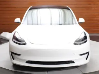 Tesla Model 3 2023 4dr Sedan