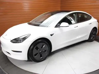 Tesla Model 3 2023 4dr Sedan