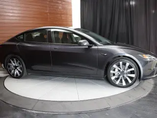 Tesla Model 3 2024 AWD Long Range 4dr Sedan
