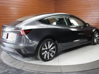 Tesla Model 3 2024 AWD Long Range 4dr Sedan