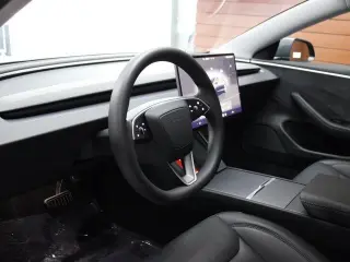 Tesla Model 3 2024 AWD Long Range 4dr Sedan
